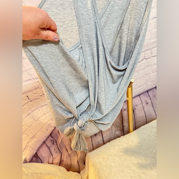 Athleta Essence Tie Back Tank Top size Small - Picture 7 of 11